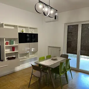  Apartment La Casa Di Telen Zona Policlinico Oncologico E Villa De Grecis